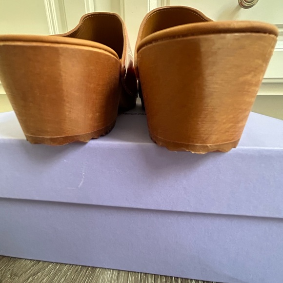 NWB FIGURE DECORATIVE ORANGE CLOGS/ITALY/PATENT LEATHER/39IT-8US/UNIQUE - Picture 11 of 16